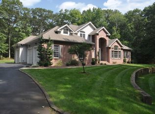 75 Stony Ln, Exeter, RI 02822