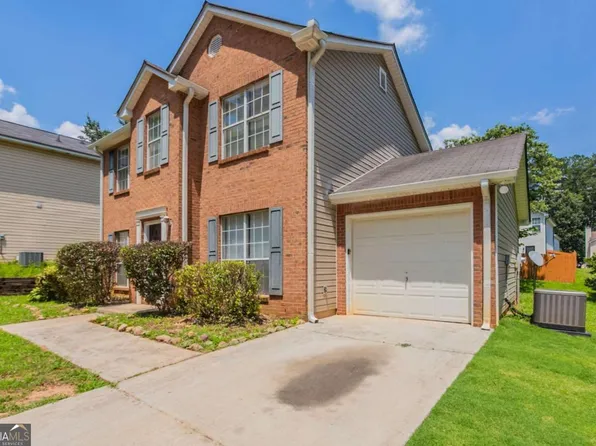 711 Ashley Ln, Stone Mountain, GA 30087