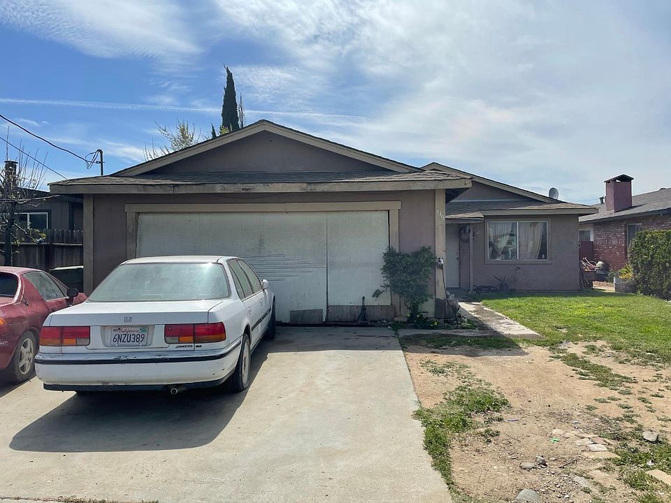 2nd image of 419 7th St