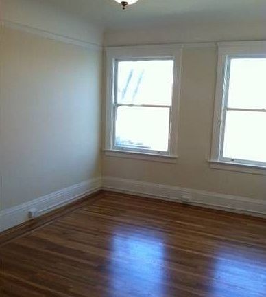 4th image of 764 North Pt APT 8