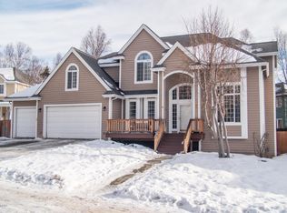 19912 Grant Cir, Eagle River, AK 99577