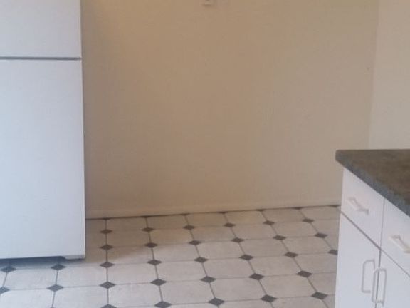 5th image of 1510 Nlincoln Unit 2