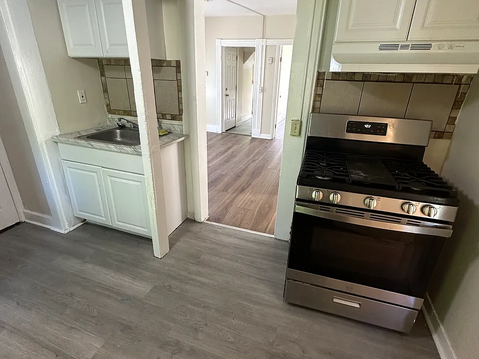 125 Shelton Ave #2A