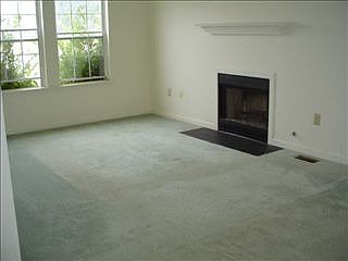 5th image of 2402 Iron Horse Dr