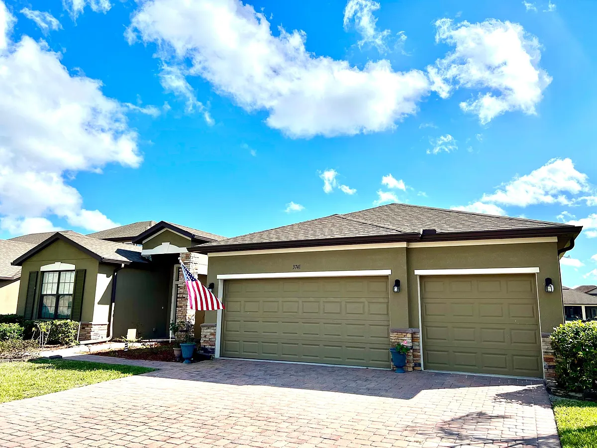 Building Photo - 3741 Watergrass St