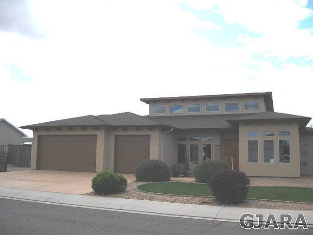 1st image of 2875 Vista Mar Dr