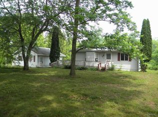 10730 Harris Rd, Chesaning, MI 48616