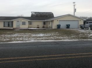 11810 S Athey Ave, Clare, MI 48617