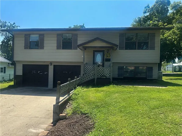 400 E Howell Ave, Marceline, MO 64658