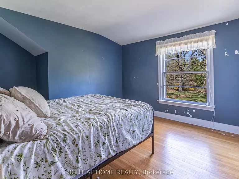 67 Saint Margarets Rd — Photo 24