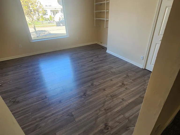 626 E Maple St #1 — Photo 2