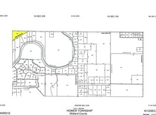 E Pine River Rd, Midland, MI 48640