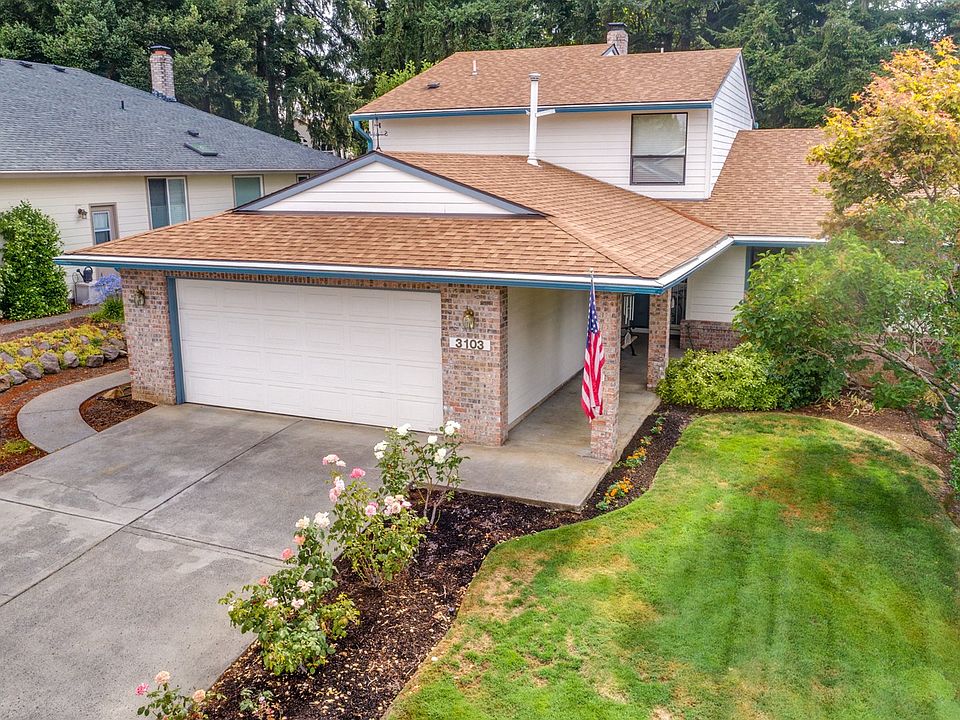1st image of 3103 SE Spyglass Dr