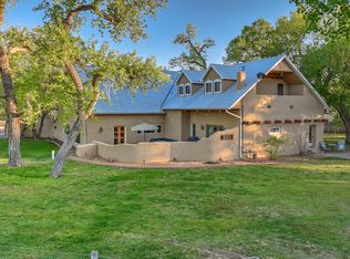 750 Dixon Rd, Corrales, NM 87048