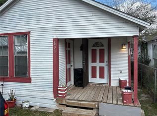 531 W Ave E, Robstown, TX 78380