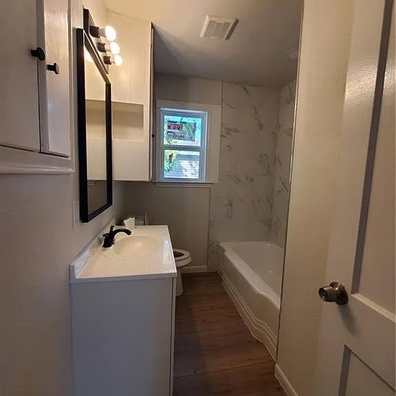 4326 Harry St — Photo 5