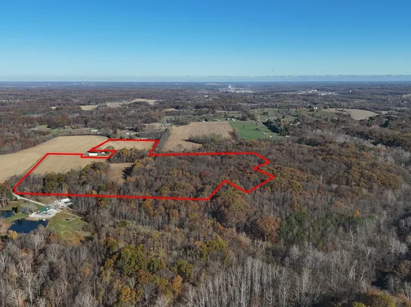 125 E Rd E, Cloverdale, IN 46120