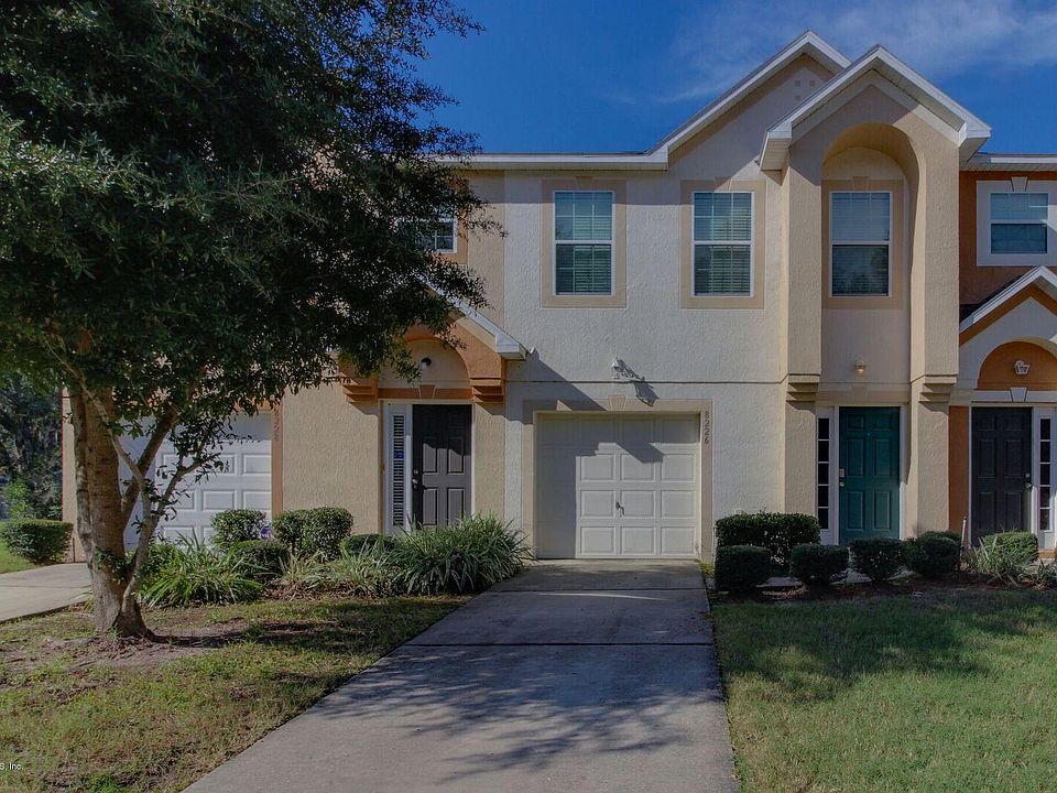 1st image of 8226 Halls Hammock Ct