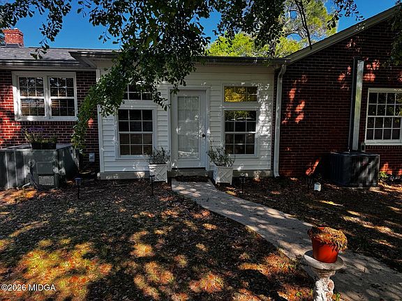 2nd image of 12 Forest Ave