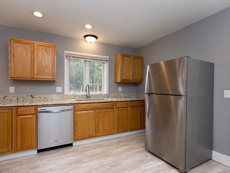 41 Central St #1 — Photo 2