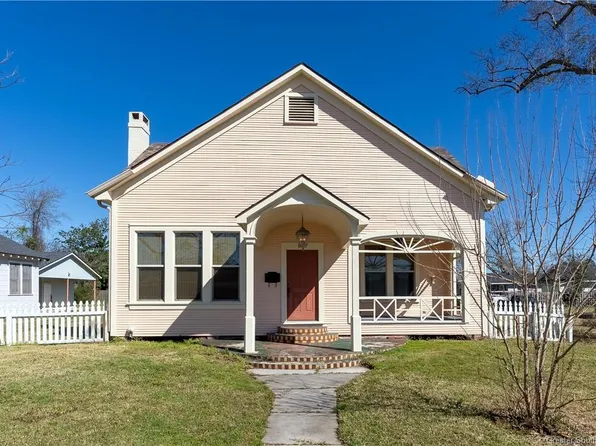 665 6th St, Lake Charles, LA 70601