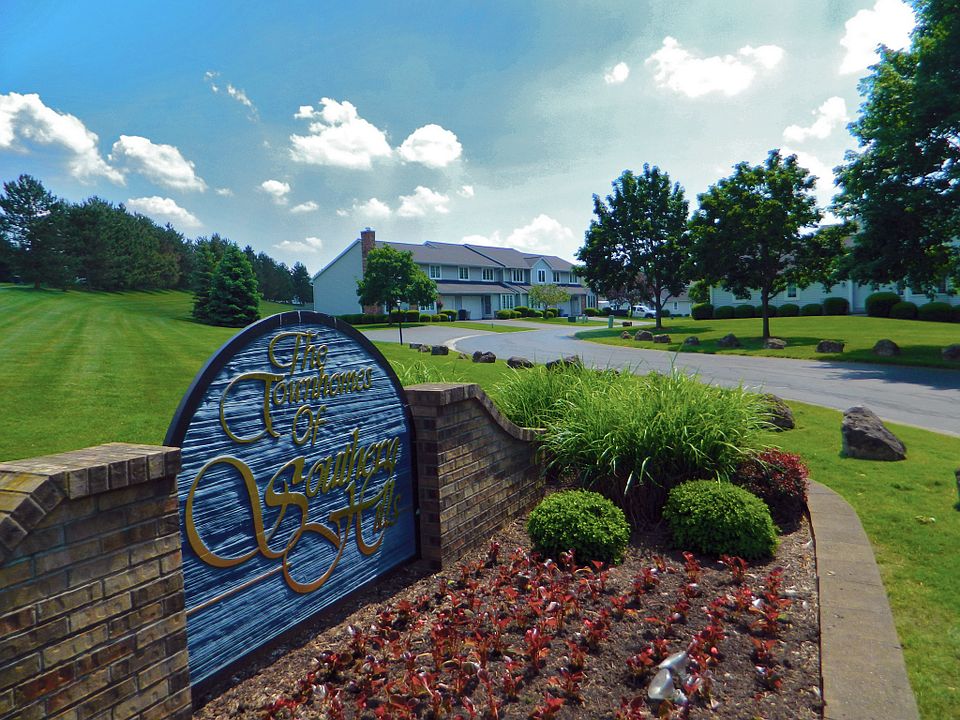 community-entrance_02132019