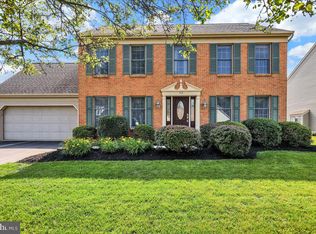32 Duffield Dr, Lititz, PA 17543
