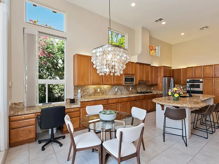 48245 Vista Calico — Photo 10