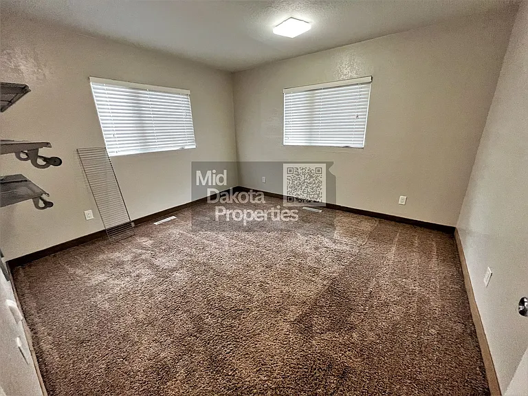 200 W 7th Ave — Photo 12