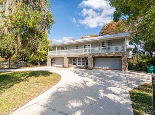 11685 E Blue Cove Dr, Dunnellon, FL 34432