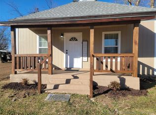 123 1st St, Tryon, OK 74875