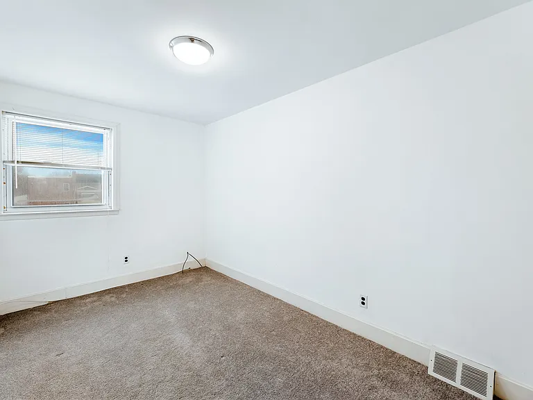 12450 Knights Rd #2 — Photo 34