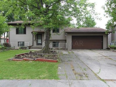 1908 26 1/2 Ct S, Fargo, ND, 58103
