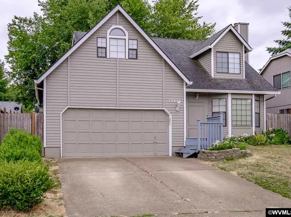 13648 SW Feiring Ln, Portland, OR 97223