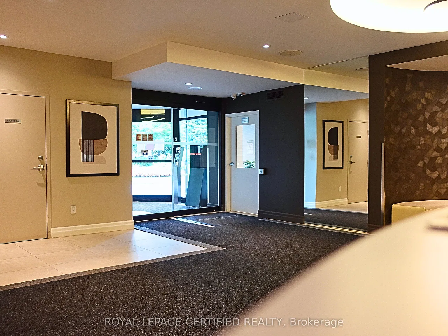 2 bed, $2,800 — Photo 4