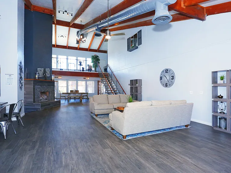 Lake Charlotte Apartments — Photo 15