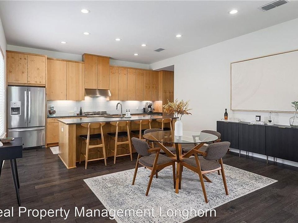 1st image of 813 Mullen Dr Unit B