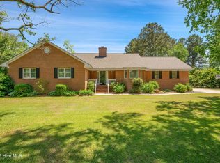 110 Squire Dr, Winterville, NC 28590