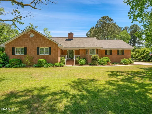 110 Squire Drive, Winterville, NC 28590