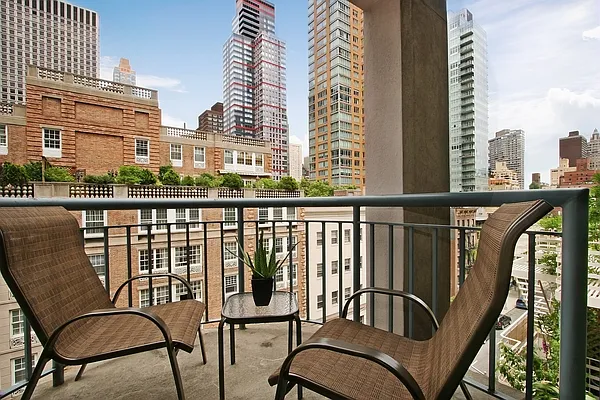 Sold by Corcoran | media 10