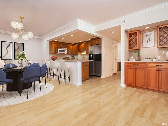 3rd image of 101 Lombard St APT 503W