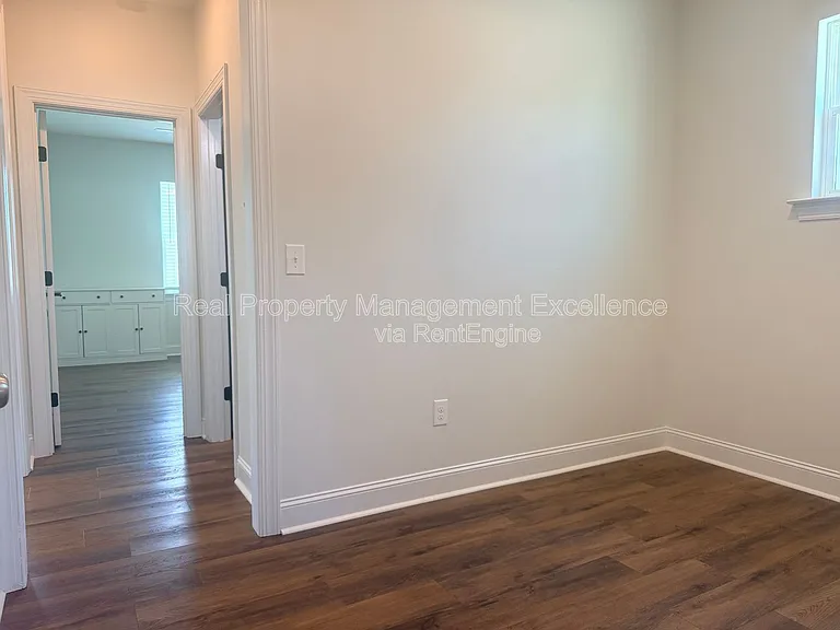 16 Clear Creek Cir — Photo 33