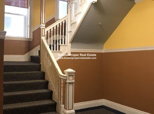 106 Queensberry St #10-B, Boston, MA 02215