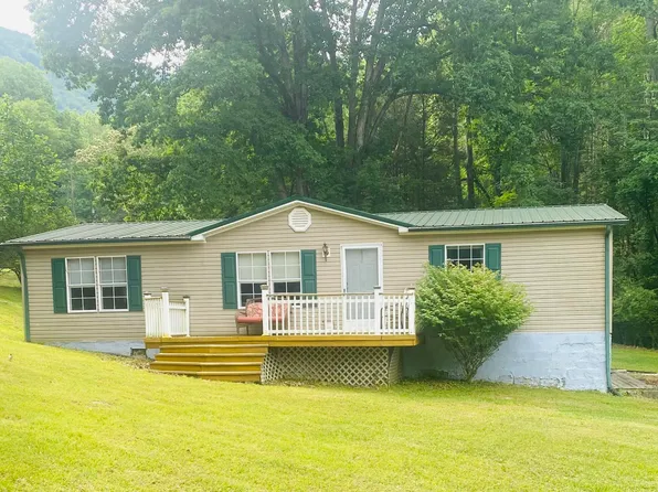 6218 Lake Rd, Big Stone Gap, VA 24219