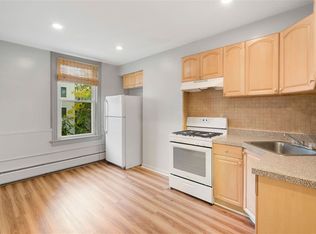 210 Maple St FLOOR 2, Weehawken, NJ
