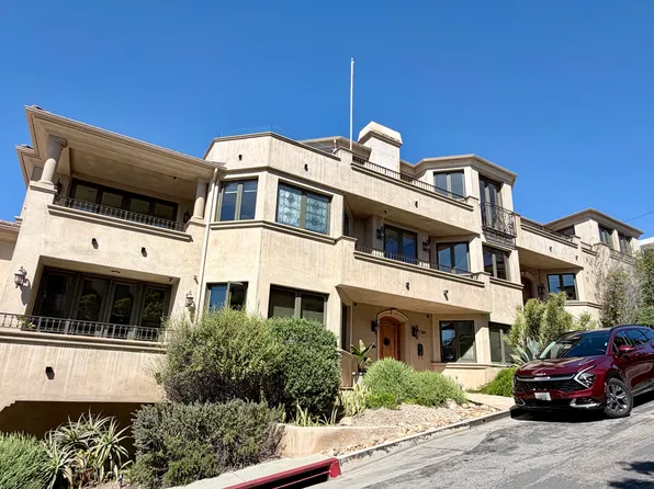 301 28th St #A, Manhattan Beach, CA 90266