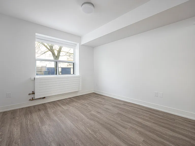 70 Parkwoods Village Dr — Photo 8