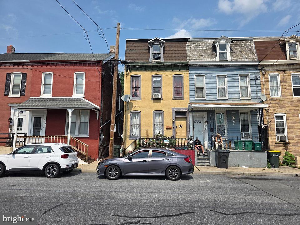1st image of 321 N 2nd St
