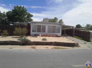 206 Desert Breeze Dr, California City, CA