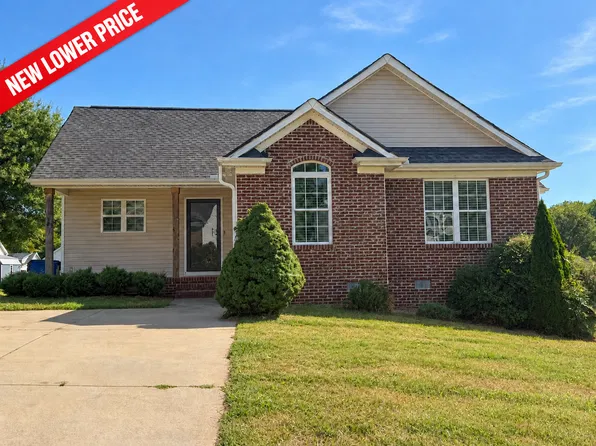 714 Ralph Graham Dr, Graham, NC 27253